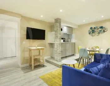 Apartments For Rent three-room 114м² 5/8 floor Tbilisi - photo 2