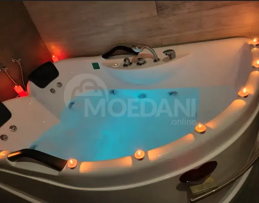 Сдам 2-комн. квартиру на сутки в Тбилиси  70м² 20/22 эт. Тбилиси - изображение 1