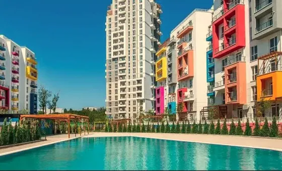 ქირავდება 2 ოთახიანი ბინა 52მ² 5/21 სართ თბილისი