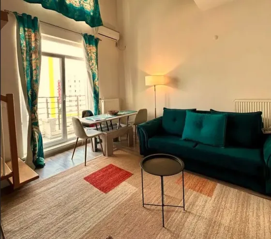 ქირავდება 2 ოთახიანი ბინა 52მ² 5/21 სართ თბილისი