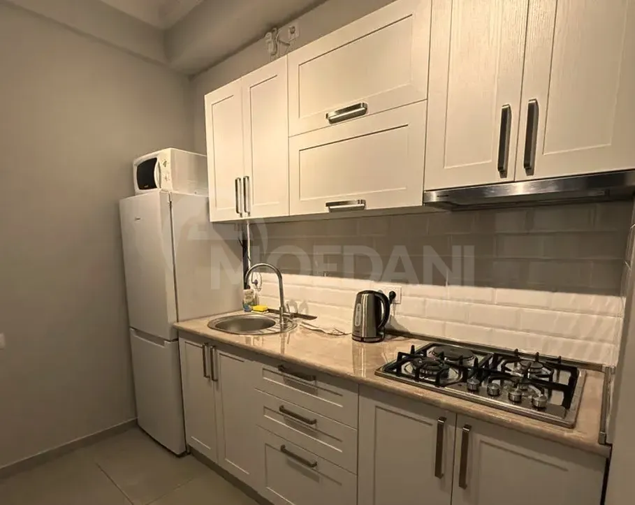 Сдам 2-комн. квартиру 52м² 2/7 эт. Тбилиси - изображение 5