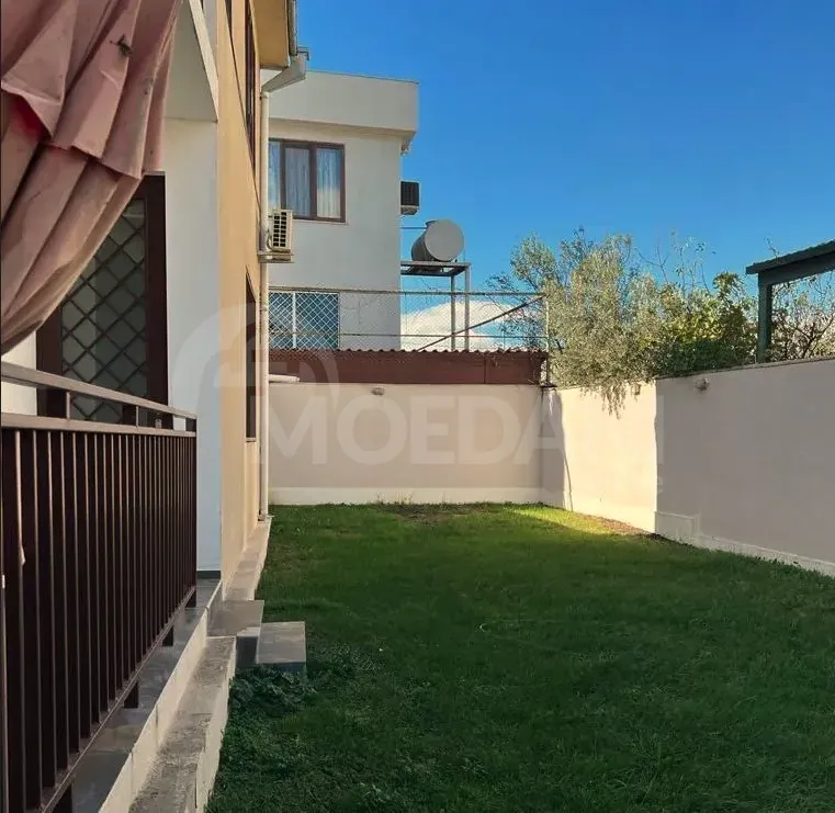 Сдам Дом 500м² Тбилиси - изображение 1