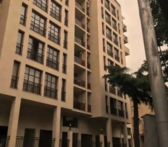 ქირავდება 2 ოთახიანი ბინა 60მ² 5/9 სართ თბილისი