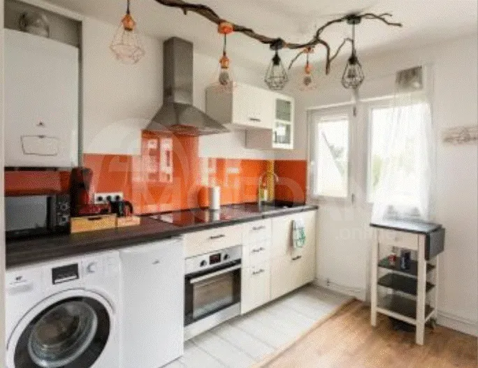 Apartments For Rent three-room 105м² 5/10 floor Tbilisi - photo 2