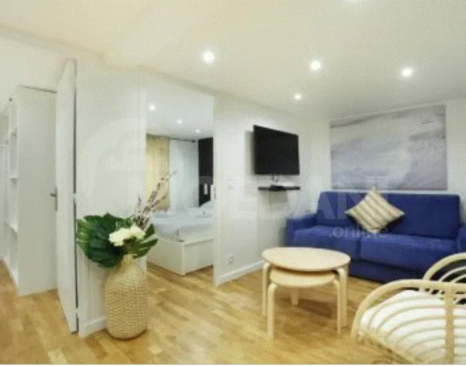 Apartments For Rent three-room 114м² 4/8 floor Tbilisi - photo 1