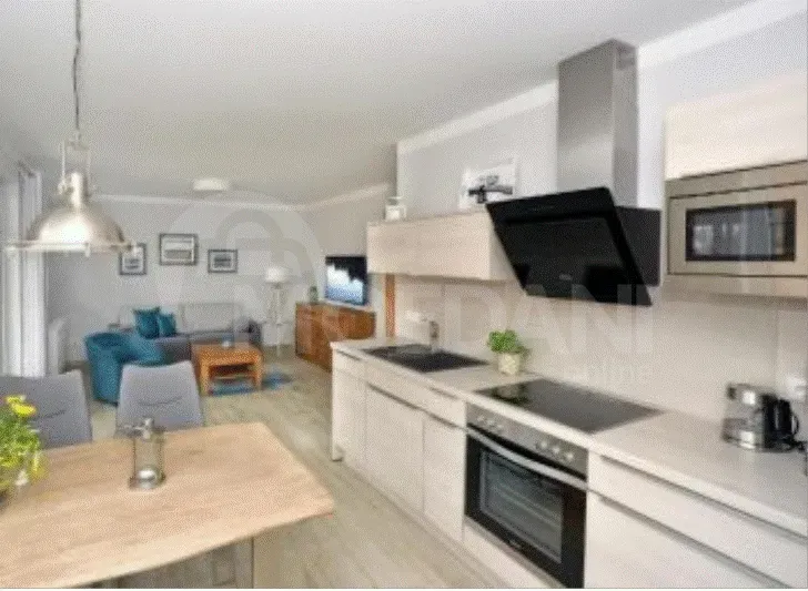 ქირავდება 2 ოთახიანი ბინა 67მ² 5/10 სართ თბილისი - photo 1