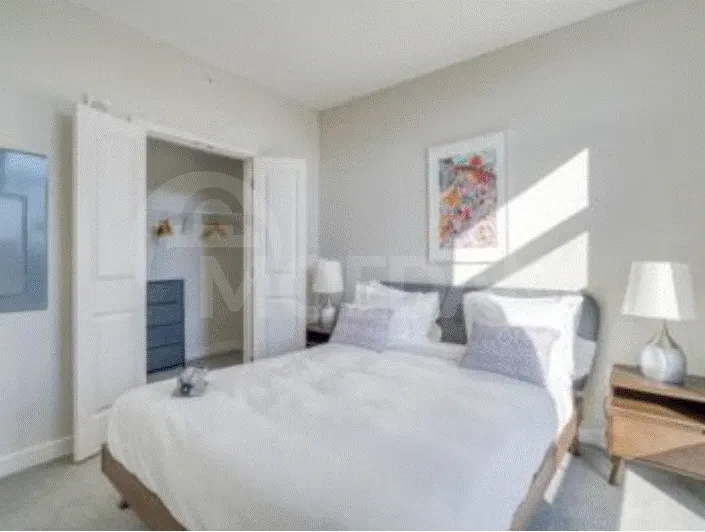 Apartments For Rent three-room 126м² 3/3 floor Tbilisi - photo 5