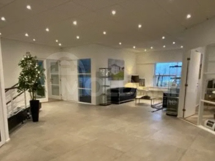 Сдается коммерческое офисное помещение в Сабуртало Тбилиси - изображение 1