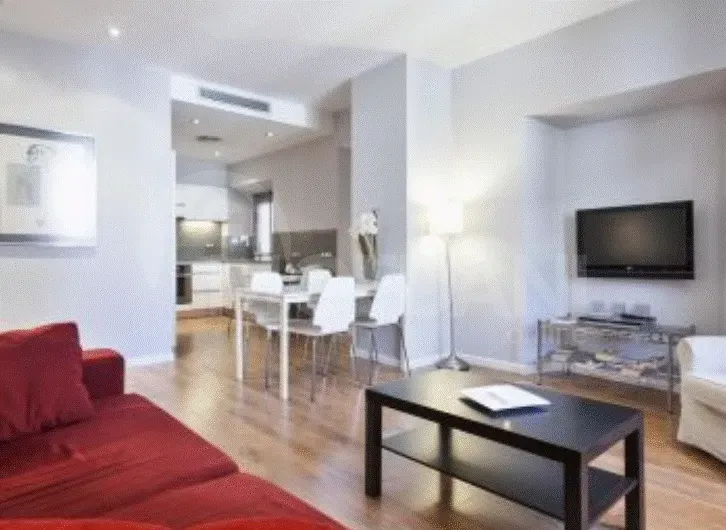 Apartments For Rent three-room 160м² 7/11 floor Tbilisi - photo 8