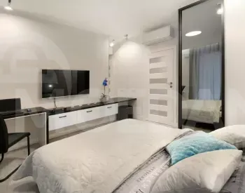 Apartments For Rent four-room 90м² 6/12 floor Tbilisi - photo 2