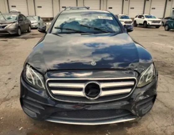 Mercedes-Benz E 2018 თბილისი