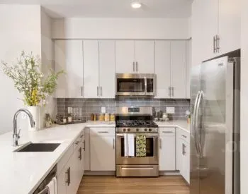 ქირავდება 5 ოთახიანი ბინა 220მ² 5/6 სართ თბილისი - photo 4