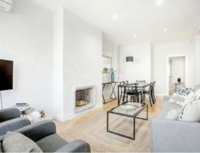 ქირავდება 5 ოთახიანი ბინა 165მ² 5/12 სართ თბილისი - photo 3