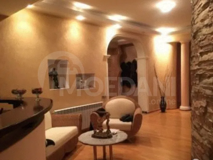 ქირავდება 5 ოთახიანი ბინა 180მ² 2/10 სართ თბილისი - photo 1