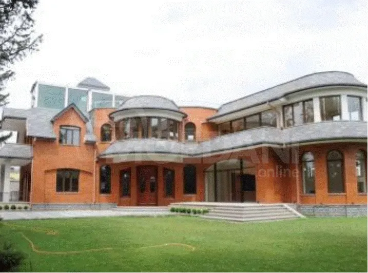 Сдам Дом 645м² Тбилиси - изображение 1