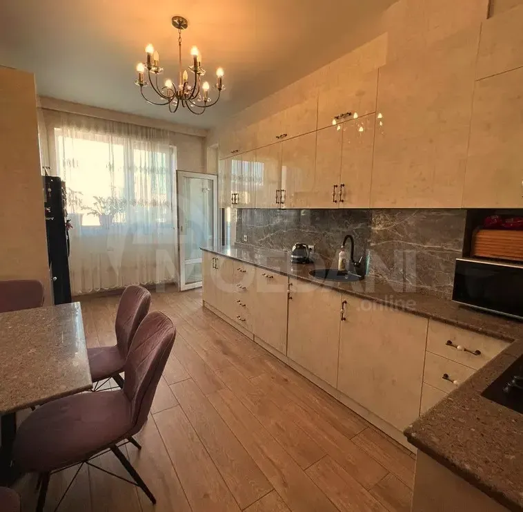 იყიდება 3 ოთახიანი ბინას 110მ² 9/9 სართ თბილისი - photo 1