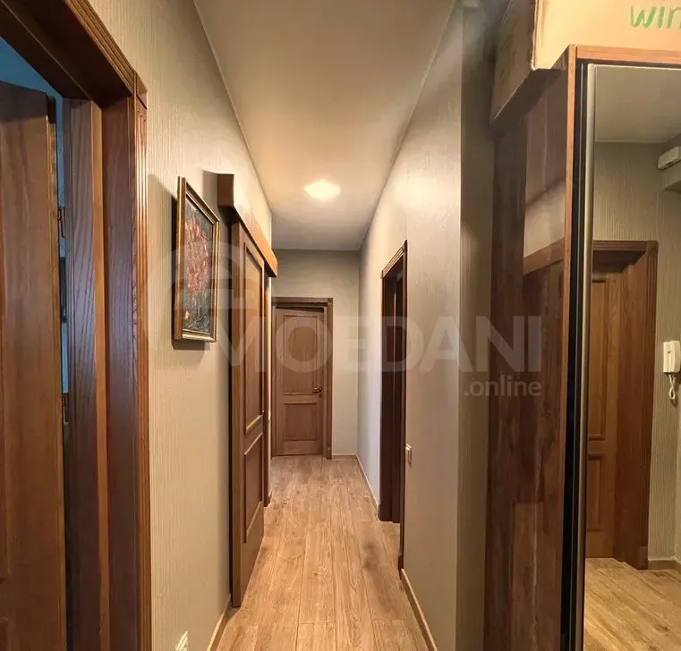 იყიდება 3 ოთახიანი ბინას 110მ² 9/9 სართ თბილისი - photo 3