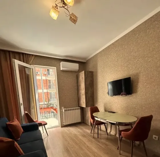 ქირავდება 2 ოთახიანი ბინა 46მ² 2/6 სართ თბილისი