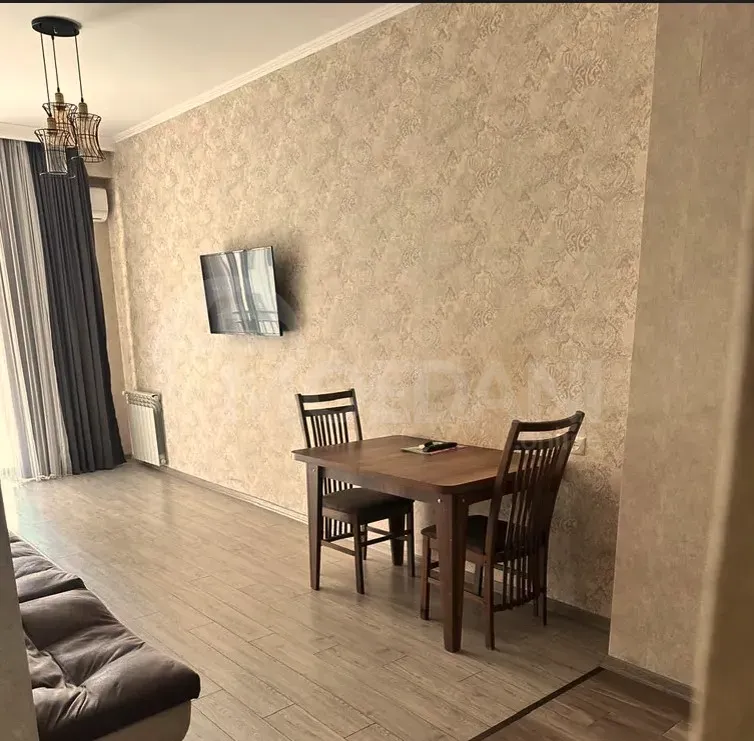 ქირავდება 2 ოთახიანი ბინა 55მ² 4/10 სართ თბილისი - photo 2