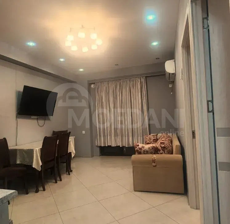 იყიდება 3 ოთახიანი ბინას 57მ² 8/16 სართ თბილისი - photo 1