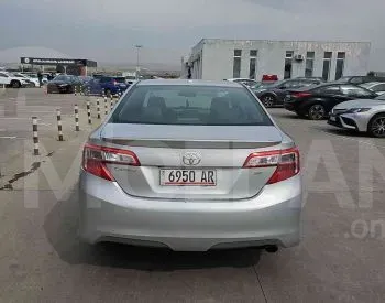 Toyota Camry 2.5L 2012 Тбилиси - изображение 5