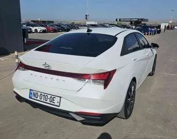 Hyundai Elantra 2021 Тбилиси