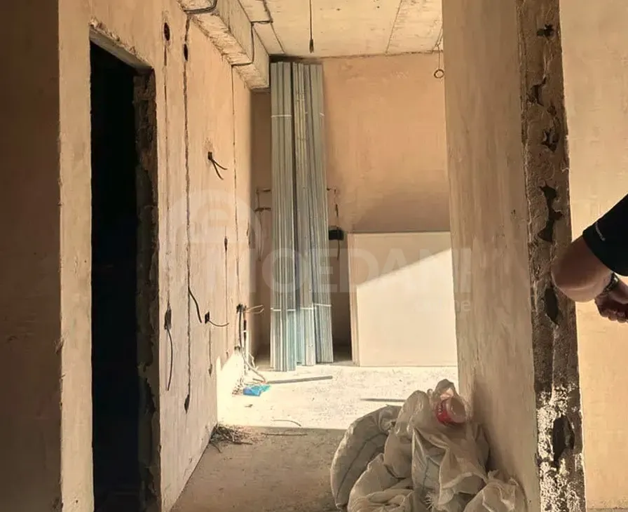 იყიდება 3 ოთახიანი ბინას 69მ² 15/25 სართ თბილისი - photo 4