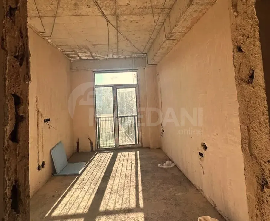 იყიდება 3 ოთახიანი ბინას 69მ² 15/25 სართ თბილისი - photo 5