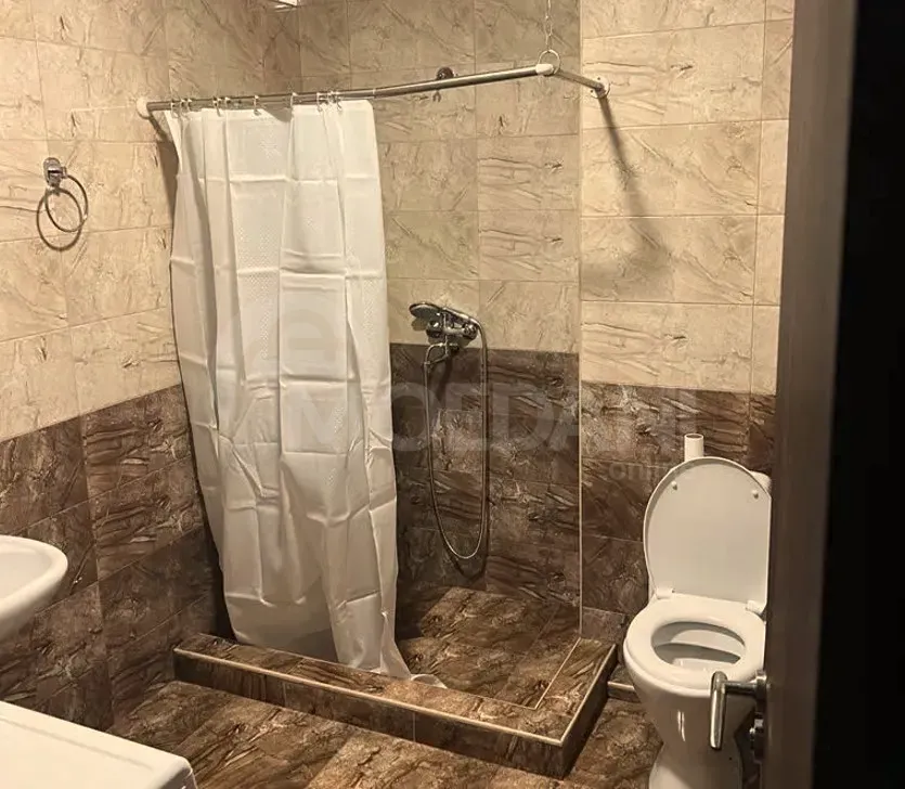 Продам 2-комн. квартиру 68м² 1/9 эт. Тбилиси - изображение 5