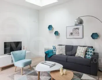 Apartments For Rent four-room 150м² 4/5 floor Tbilisi - photo 2