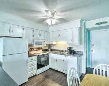 Apartments For Rent three-room 132м² 6/11 floor Tbilisi - photo 6