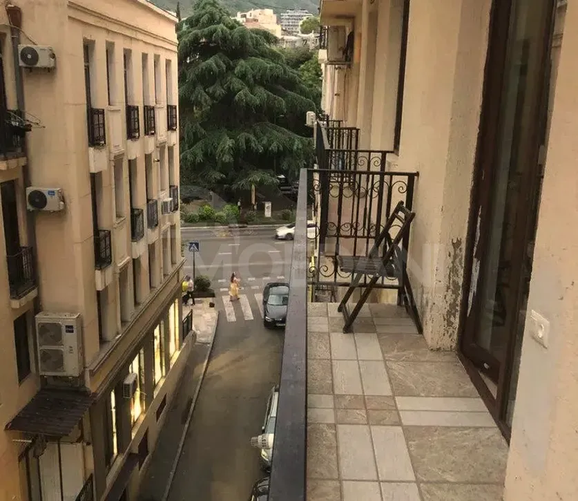 Сдам 2-комн. квартиру 45м² 4/12 эт. Тбилиси - изображение 1