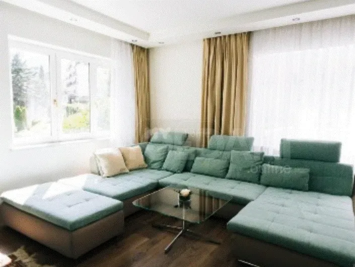 Apartments For Rent three-room 107м² 5/10 floor Tbilisi - photo 1