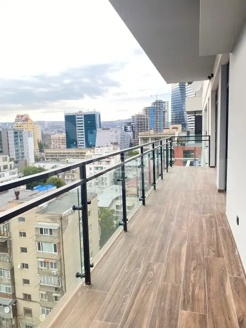 ქირავდება 4 ოთახიანი ბინა 155მ² 11/18 სართ თბილისი - photo 7