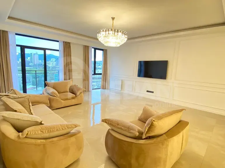 ქირავდება 4 ოთახიანი ბინა 155მ² 11/18 სართ თბილისი - photo 1