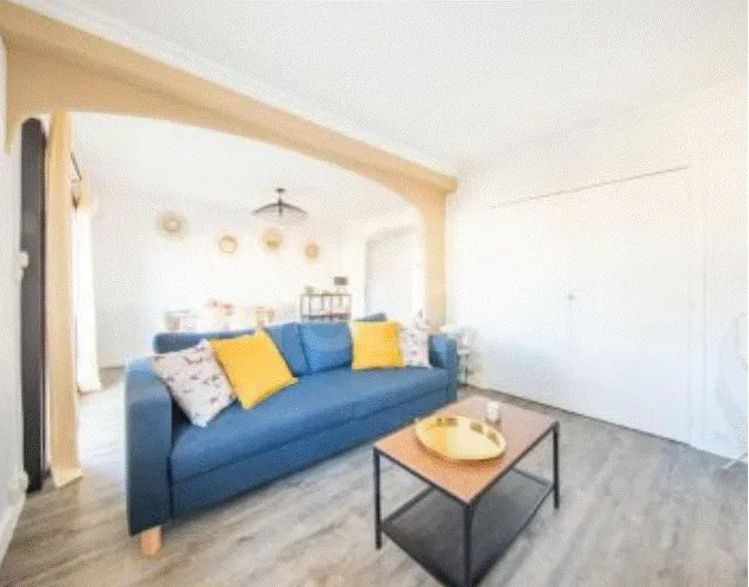 Сдам 3-комн. квартиру 112м² 6/12 эт. Тбилиси - изображение 1