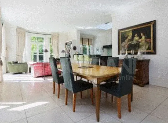 ქირავდება სახლი 530м² თბილისი - photo 2