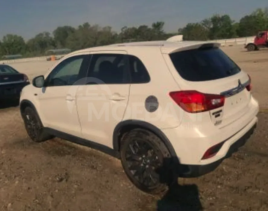 Mitsubishi Outlander 2019 Тбилиси - изображение 2