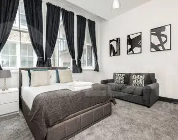 Сдам 3-комн. квартиру 128м² 6/12 эт. Тбилиси - изображение 1