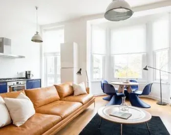 Apartments For Rent three-room 130м² 3/3 floor Tbilisi - photo 2