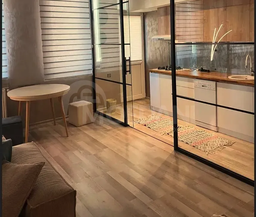 Продам 4-комн. квартиру 80м² 2/9 эт. Тбилиси - изображение 1