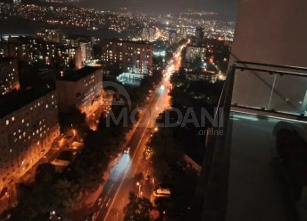 Сдам 2-комн. квартиру на сутки в Тбилиси  45м² 16/19 эт. Тбилиси - изображение 7