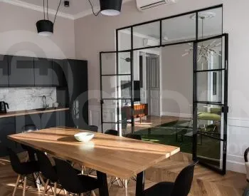 ქირავდება 5 ოთახიანი ბინა 235მ² 4/6 სართ თბილისი - photo 2