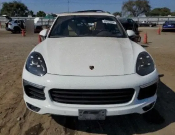 Porsche Cayenne 2017 Tbilisi