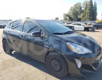 Toyota Prius 1.5L 2015 Тбилиси - изображение 4