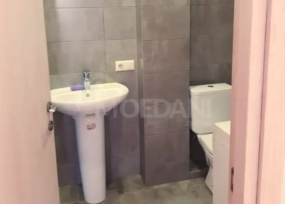 Сдам 3-комн. квартиру 60м² 5/7 эт. Тбилиси - изображение 5