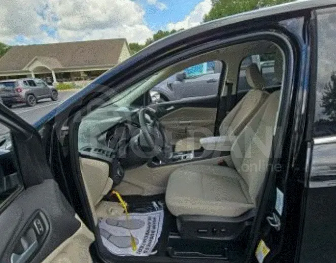Ford Escape 1.5L 2019 Тбилиси - изображение 4