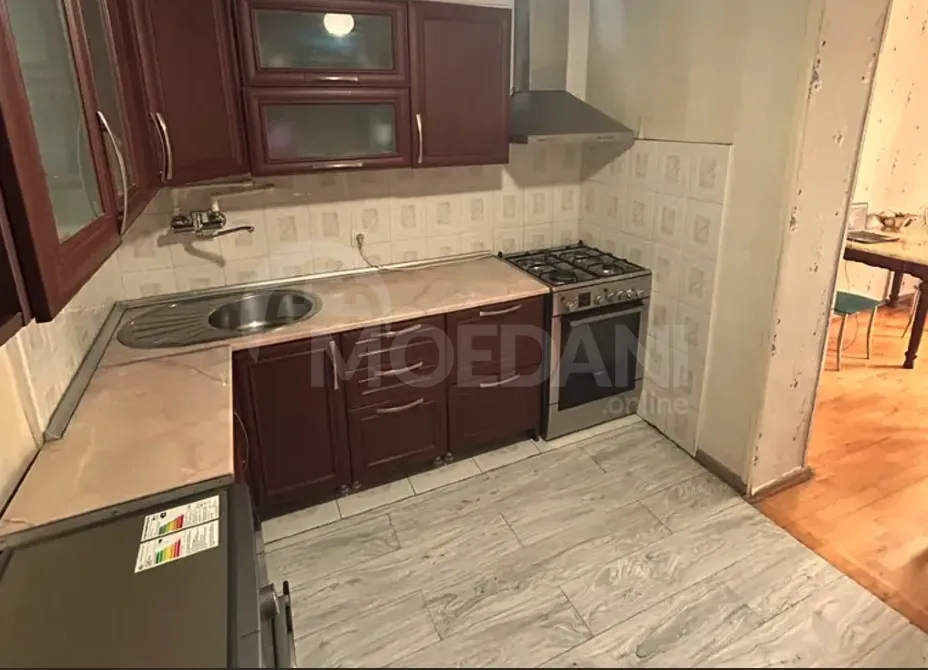 Продам 4-комн. квартиру 92м² 3/9 эт. Тбилиси - изображение 3