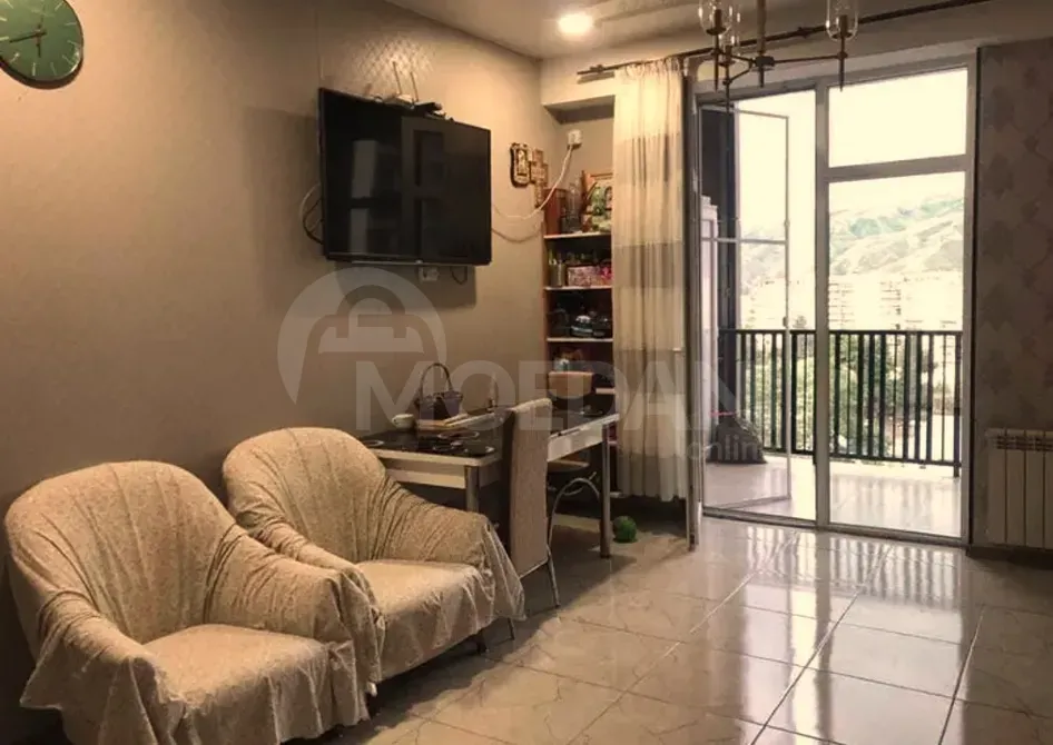 იყიდება 3 ოთახიანი ბინას 88მ² 8/22 სართ თბილისი - photo 1