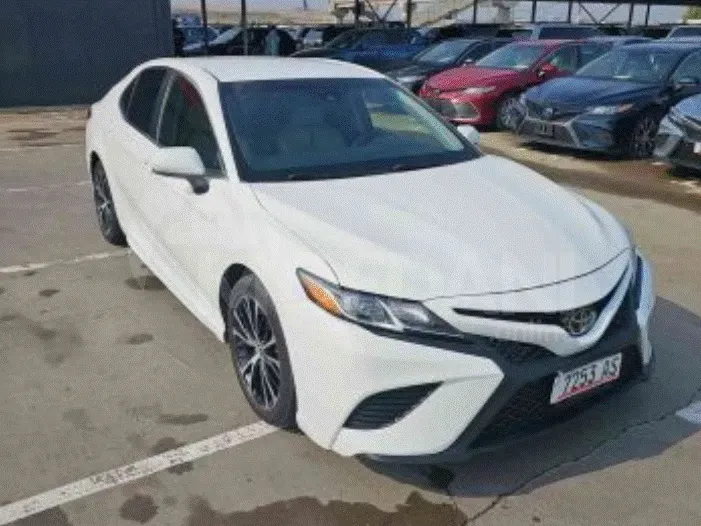 Toyota Camry 2.5L 2018 Тбилиси - изображение 3